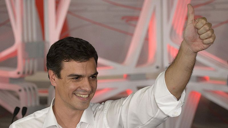 Sánchez promete "unidad" y un PSOE "laico" y "tan a la izquierda como su militancia de base"