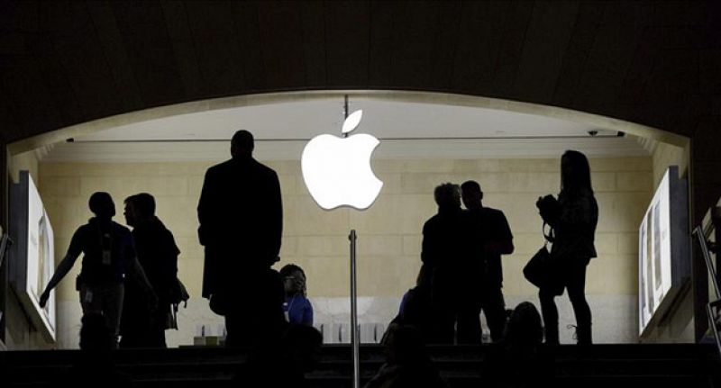 Apple e IBM firman un acuerdo para colaborar en el entorno empresarial