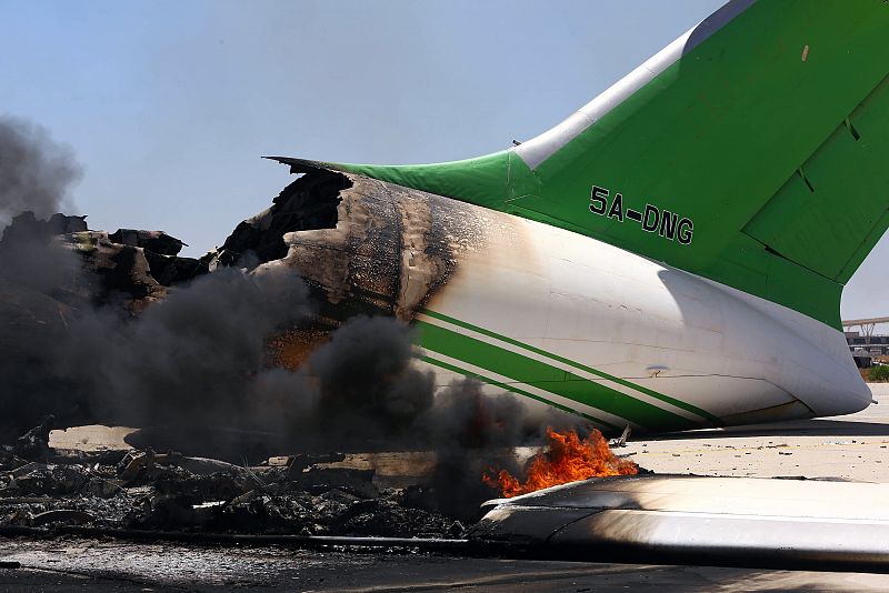 Los controladores aéreos de Libia, en huelga por la violencia en los aeropuertos