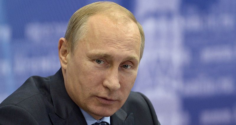 Putin promete influir en los rebeldes prorrusos para facilitar la investigación del avión malasio