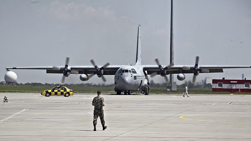 Holanda enviará 40 policías a Ucrania para buscar más víctimas del avión malasio siniestrado