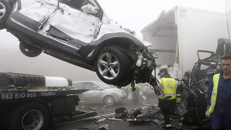 Mueren 18 personas en accidentes de tráfico este fin de semana, el segundo más trágico del año