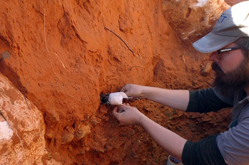 Hallan miles de herramientas de la Edad de Piedra en un yacimiento de Sudáfrica