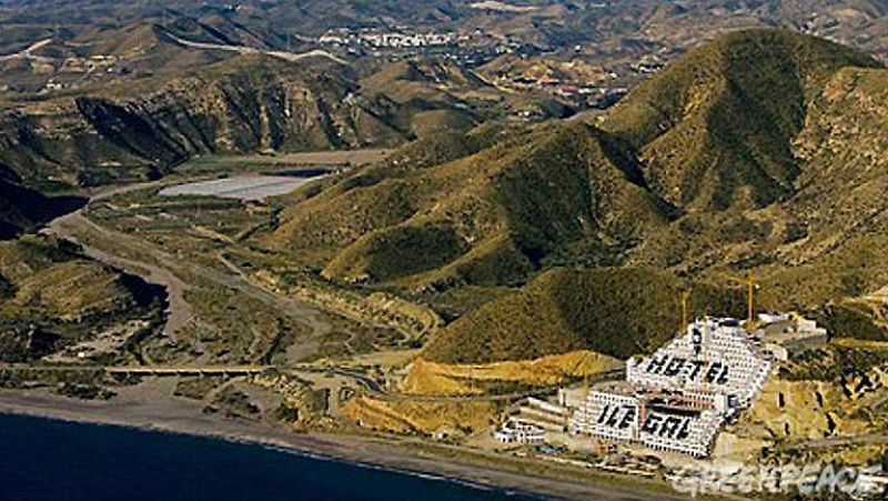 El TSJA dictamina que la licencia del hotel El Algarrobico, en Almería, es legal