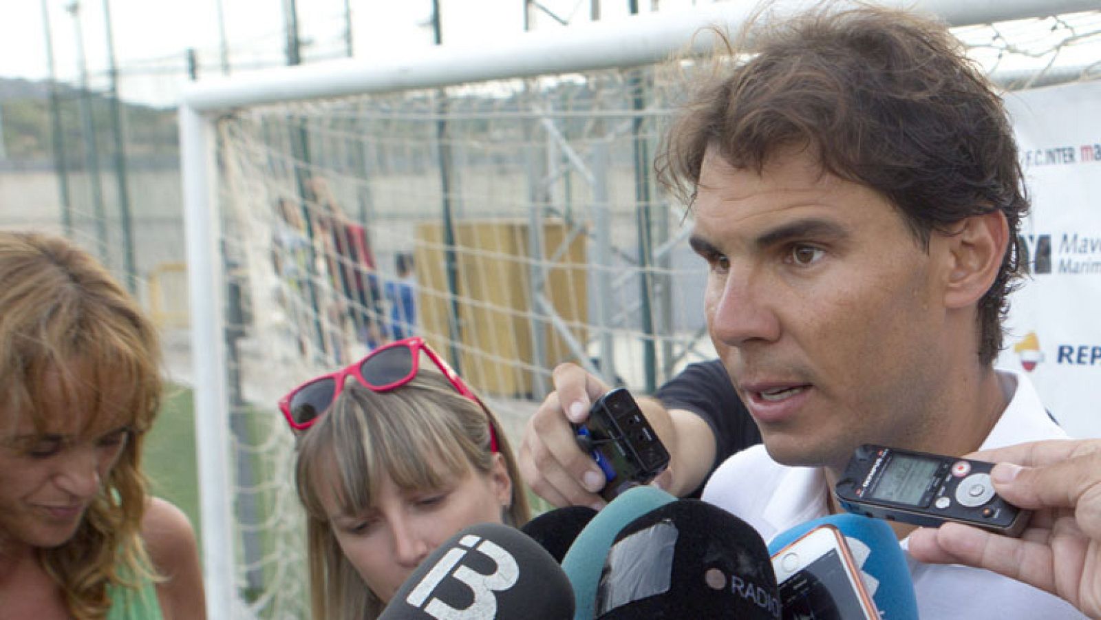 Nadal se lesiona la muñeca derecha | Ver