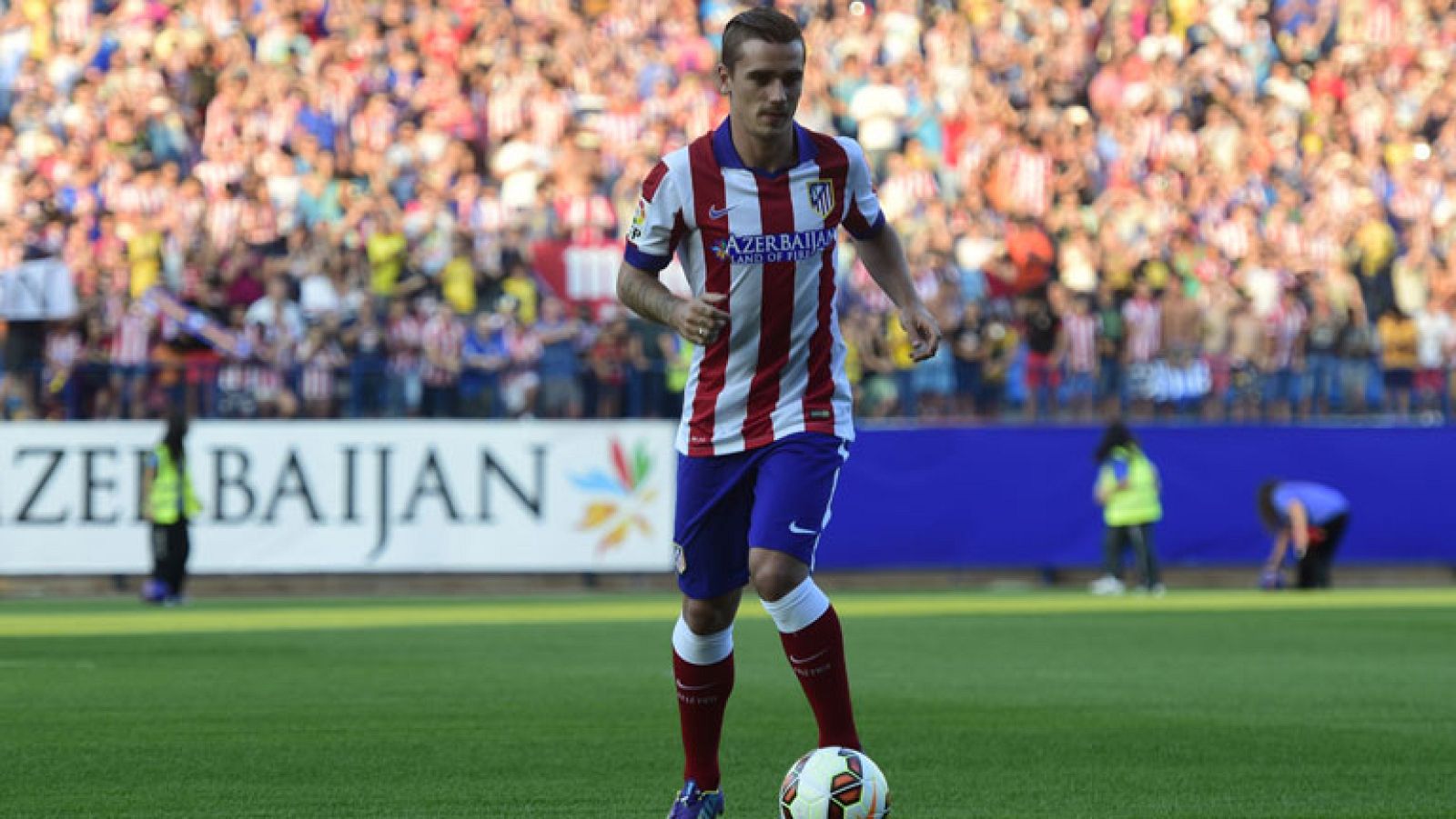 Telediario - Presentación de Griezmann en el Vicente Calderón - Ver ahora