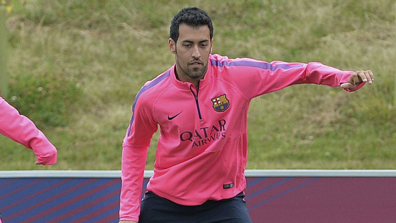 Busquets hereda el '5' de Puyol | Ver