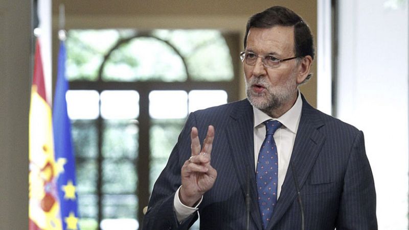 Rajoy asegura que su posición sobre Cataluña es "ley sí, pero diálogo también"