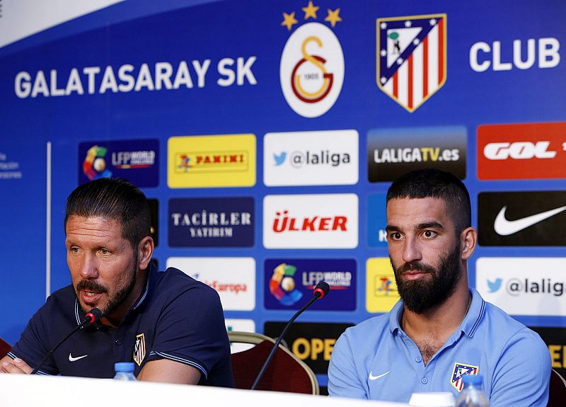 Simeone: "Iremos de a poco, pensando en competir con Valencia y Sevilla"