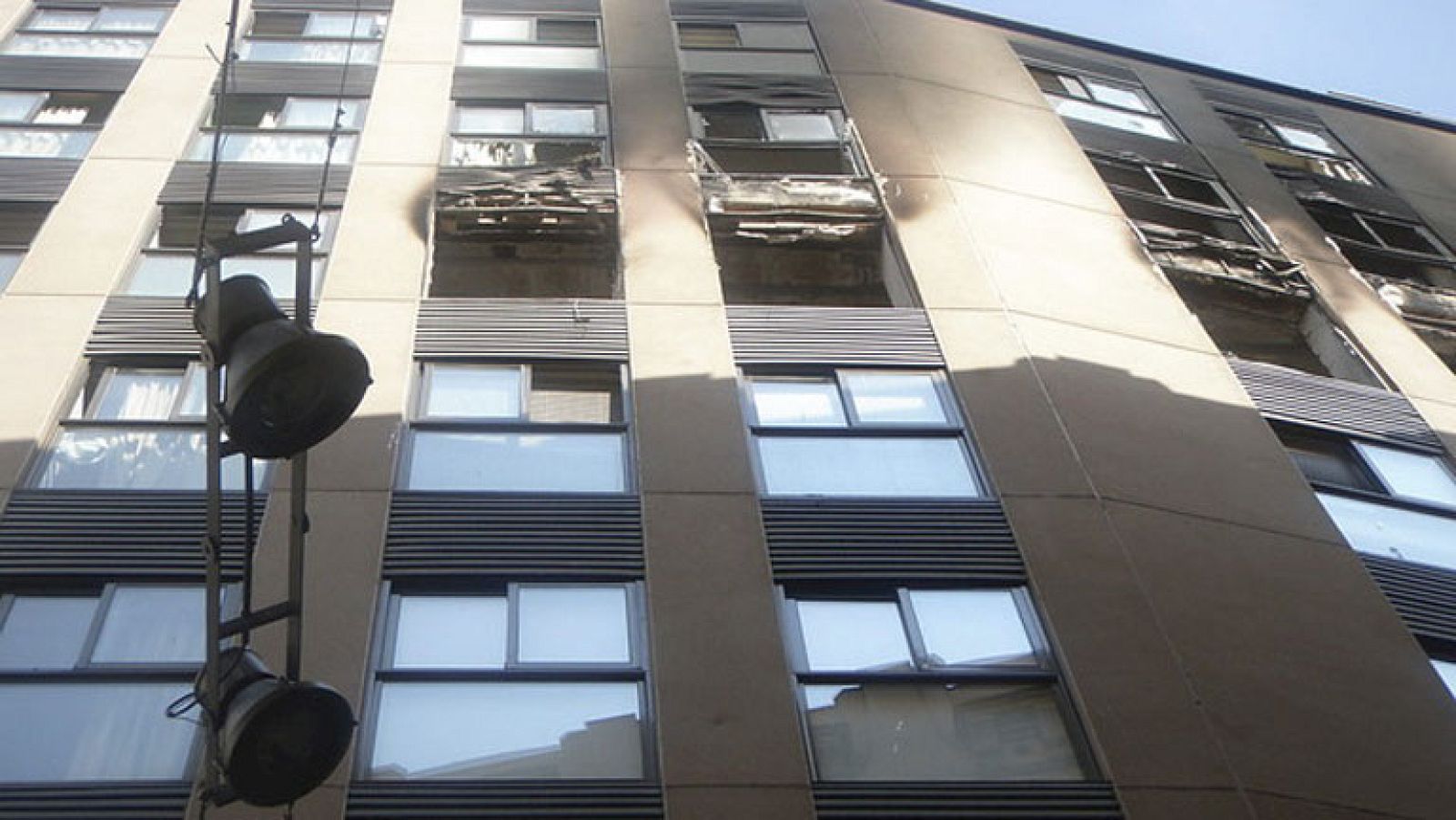 Muere una mujer por la explosión de una bombona de butano en una vivienda de Lleida