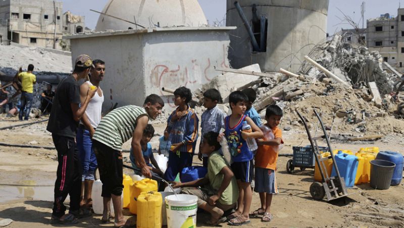 La tregua de cinco días en Gaza se mantiene a pesar de los bombardeos iniciales