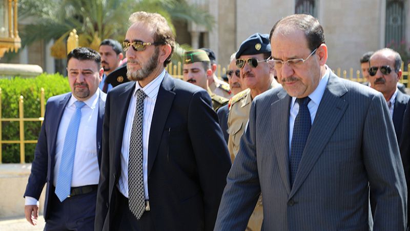 Al Maliki renuncia al cargo de primer ministro iraquí en favor del designado Haidar al Abadi