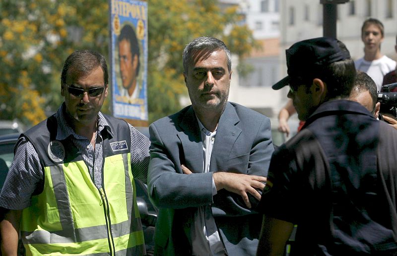 Dimite el alcalde de Estepona