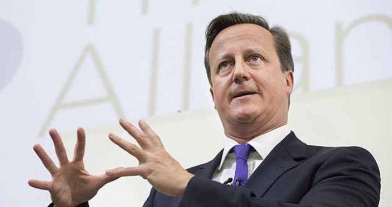 David Cameron insiste en que no llevará tropas británicas a Irak