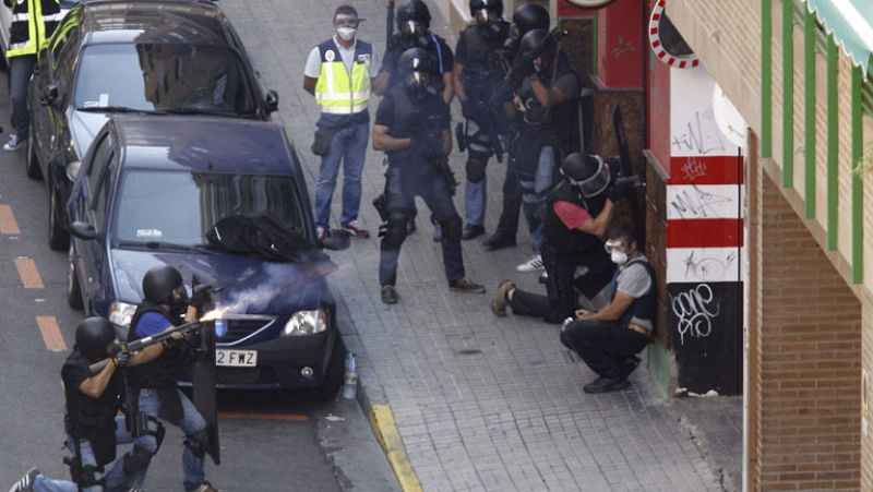 Un hombre armado se atrinchera en un bar de Zaragoza durante 20 horas y acaba suicidándose