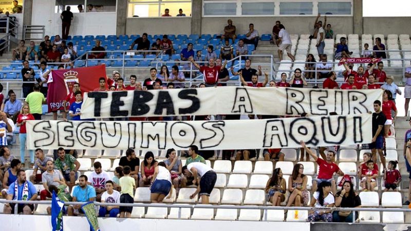 El Real Murcia anuncia nuevas acciones legales ante la "atropellada sinrazón" de la LFP