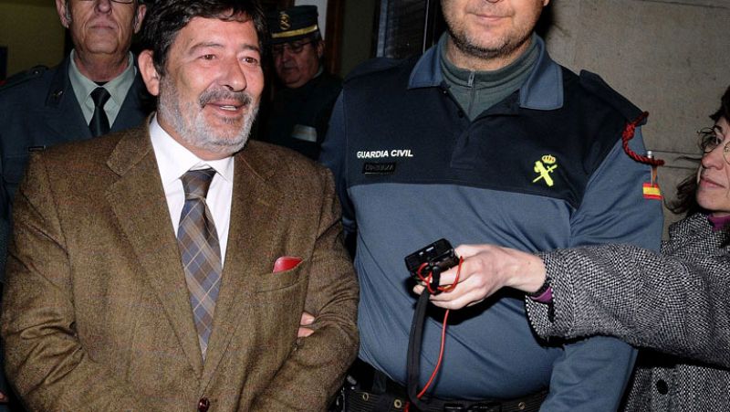 El exdirector andaluz de Trabajo niega haber recibido pagos anónimos por los ERE