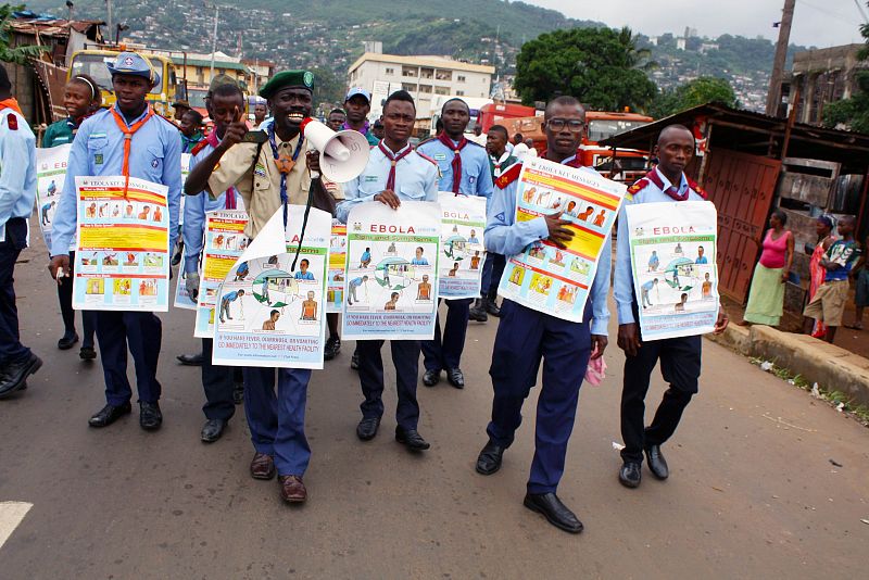 Sudáfrica y Senegal cierran sus fronteras para evitar la entrada del virus del ébola