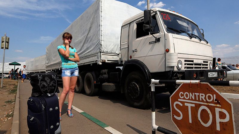 EE.UU. alerta a Rusia de "acciones adicionales" si no retira el convoy de Ucrania