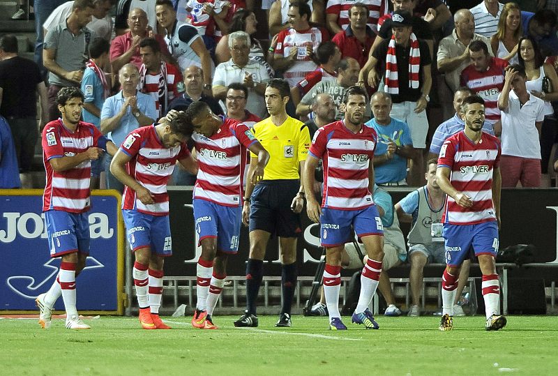 El Granada remonta en casa el gol inicial del Deportivo (2-1)