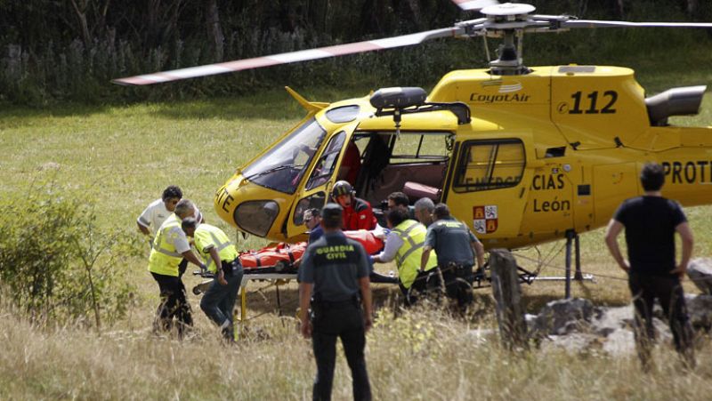 Tres guardias civiles mueren al estrellarse su helicóptero durante un rescate en León