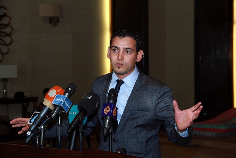 El Parlamento saliente libio elige a un islamista para formar Gobierno