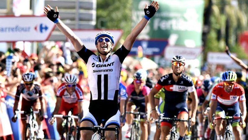 John Degenkolb se impone con superioridad en la meta de Córdoba