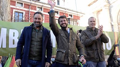 Abascal asegura que Vox no "regalará" sus votos para perpetuar las "políticas fallidas" del PP