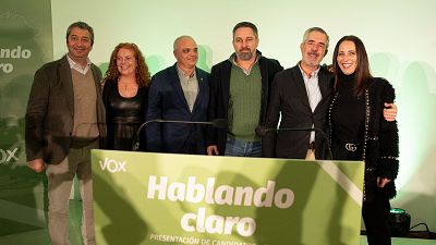 Abascal asegura que Vox tiene la "obligación" de presentarse a las elecciones gallegas