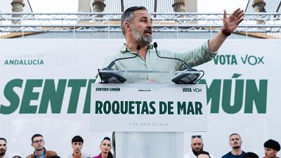 Abascal señala que Sánchez es capaz de "robar" las elecciones: "Nos meten siete barcos para encerrarnos"