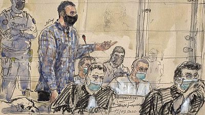 Abdeslam se acoge a su derecho a no declarar en el día clave del juicio por los atentados del 13-N en París
