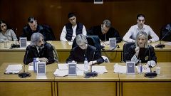 La acusación popular, sobre el asesinato de Samuel Luiz: 