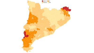 Mapa de riesgo de incendio en Cataluña el 5 de agosto, mostrando niveles de riesgo: muy alto (rojo oscuro), alto (naranja), moderado (amarillo claro) y bajo (amarillo pálido). Mapa de riesgo de incendio en Cataluña el 5 de agosto, mostrando niveles de riesgo: muy alto (rojo oscuro), alto (naranja), moderado (amarillo claro) y bajo (amarillo pálido).