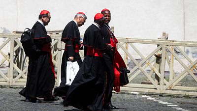 Alianzas, política y reflexión: los cardenales perfilan al próximo papa en la antesala de un cónclave universal