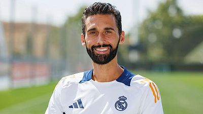 Álvaro Arbeloa releva a Raúl González como entrenador del Real Madrid Castilla