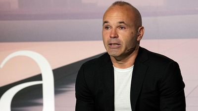 Iniesta anuncia su retirada y su preparación como entrenador | Ver Iniesta anuncia su retirada y su preparación como entrenador | Ver