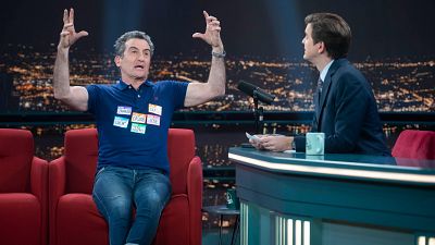 La surrealista anécdota de Luis Zahera y Luis Tosar: "Estoy fichado por la policía" La surrealista anécdota de Luis Zahera y Luis Tosar: "Estoy fichado por la policía"