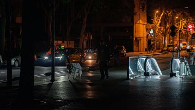 Calle de Barcelona durante el apagóndel 28 de abril de 2025