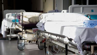 Los hospitales afectados por el apagón mantienen la actividad imprescindible con generadores
