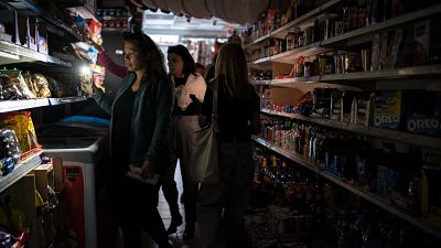 Casi diez horas sin cocina ni teléfono: el apagón pone en evidencia la dependencia de la electricidad