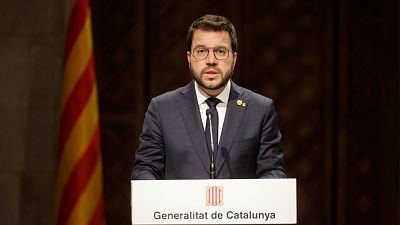 Aragonès destituye al vicepresidente Puigneró, de Junts, que califica la decisión de "error histórico" Aragonès destituye al vicepresidente Puigneró, de Junts, que califica la decisión de "error histórico"