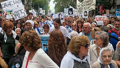 Argentina recuerda a los desaparecidos en la dictadura y pide justicia para los "verdugos"