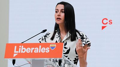 Arrimadas no aclara si concurrirá a las primarias para liderar el nuevo Ciudadanos en medio de críticas internas