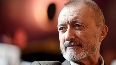 Arturo Pérez-Reverte: 'La piel del tambor' y otras 5 novelas con las que reventó las librerías