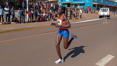 La atleta olímpica ugandesa Rebecca Cheptegei muere quemada por su novio