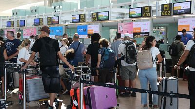 Una avaria a la torre de control obliga aturar l'operativa de l'Aeroport del Prat