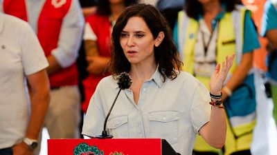 Ayuso confirma la venta del ático en Chamberí y otros cuatro: "Con los 20 millones reconstruiremos la Sierra Oeste"