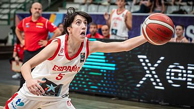 Gina García, base de la selección española sub-20, en las semifinales del Europeo
