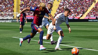 El Barcelona se desquita con el Real Madrid y tiñe de azulgrana la Liga