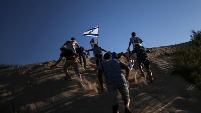 Israel levanta barreras de arena en Gaza para afianzar su división y aislar a la parte donde no están sus tropas